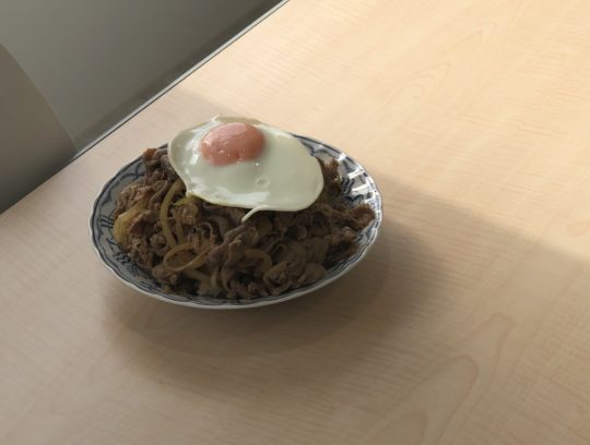 繁忙期なので、大盛生姜焼き丼を作ってもらいました。 サムネイル